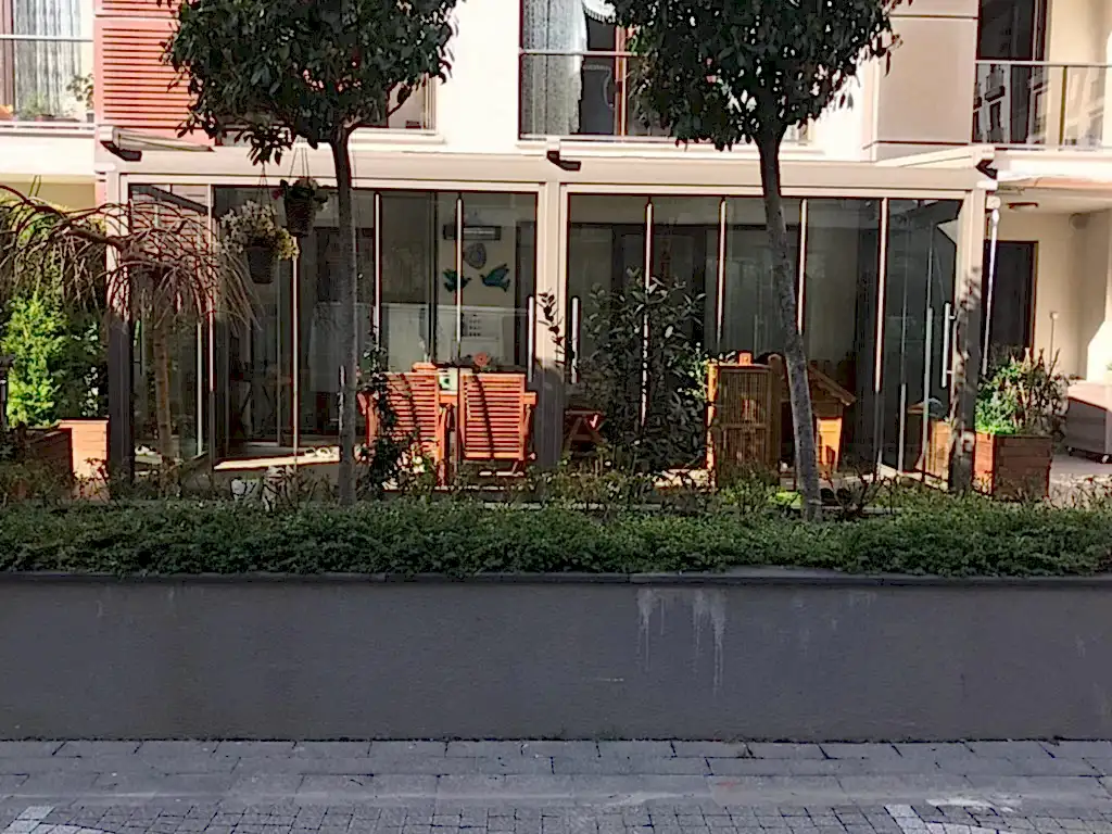 2020 cam balkon modelleri