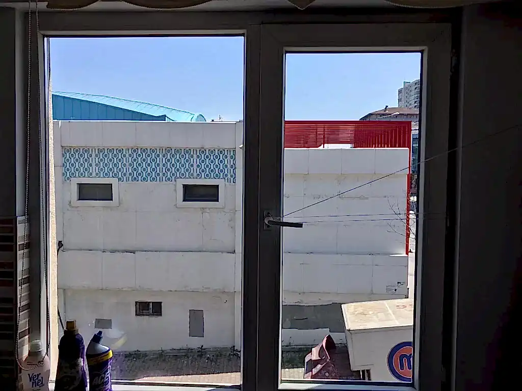 Cam balkon tamiri