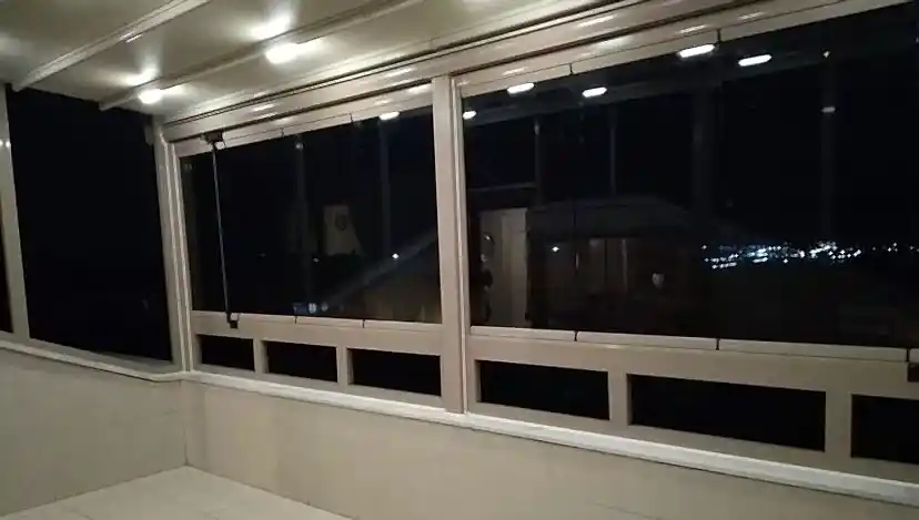 Beşiktaş Cam Balkon Sistemleri