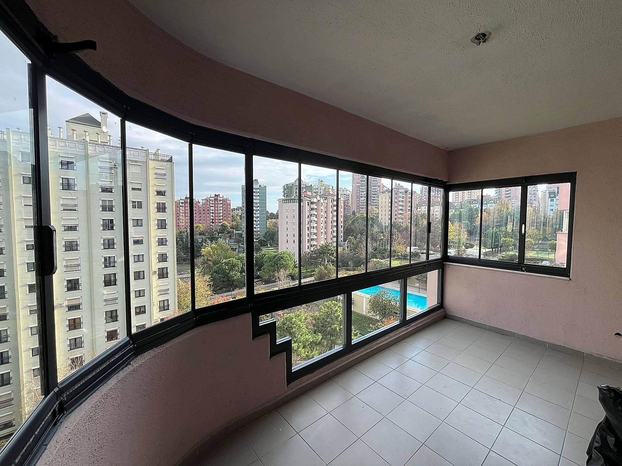 Cam Balkon 2025 Modelleri
